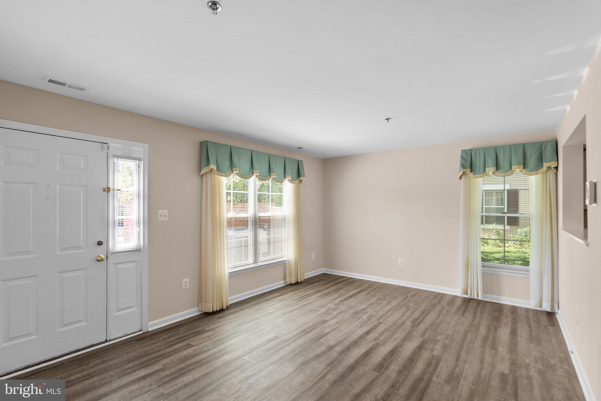 CHARLESGATE - Residential