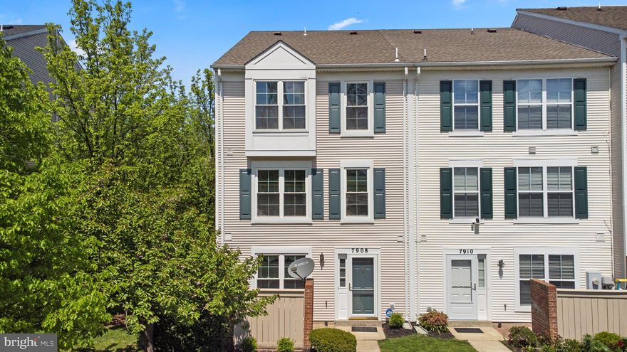 Discover the perfect blend of comfort and quality in this meticulously maintained 3-bedroom, 2.5-bath townhome in the Charlesgate subdivision. The attention to detail is evident throughout, making it a turnkey option for buyers seeking a move-in ready property. With its convenient location and top-notch upkeep, this townhome is a standout choice for those looking for a hassle-free lifestyle in a desirable community.