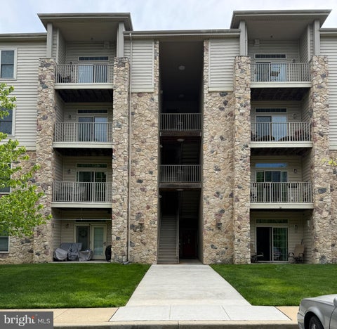 Condo For Sale - 1000 Fountainview Circle #1301<br/> NEWARK, DE 19713