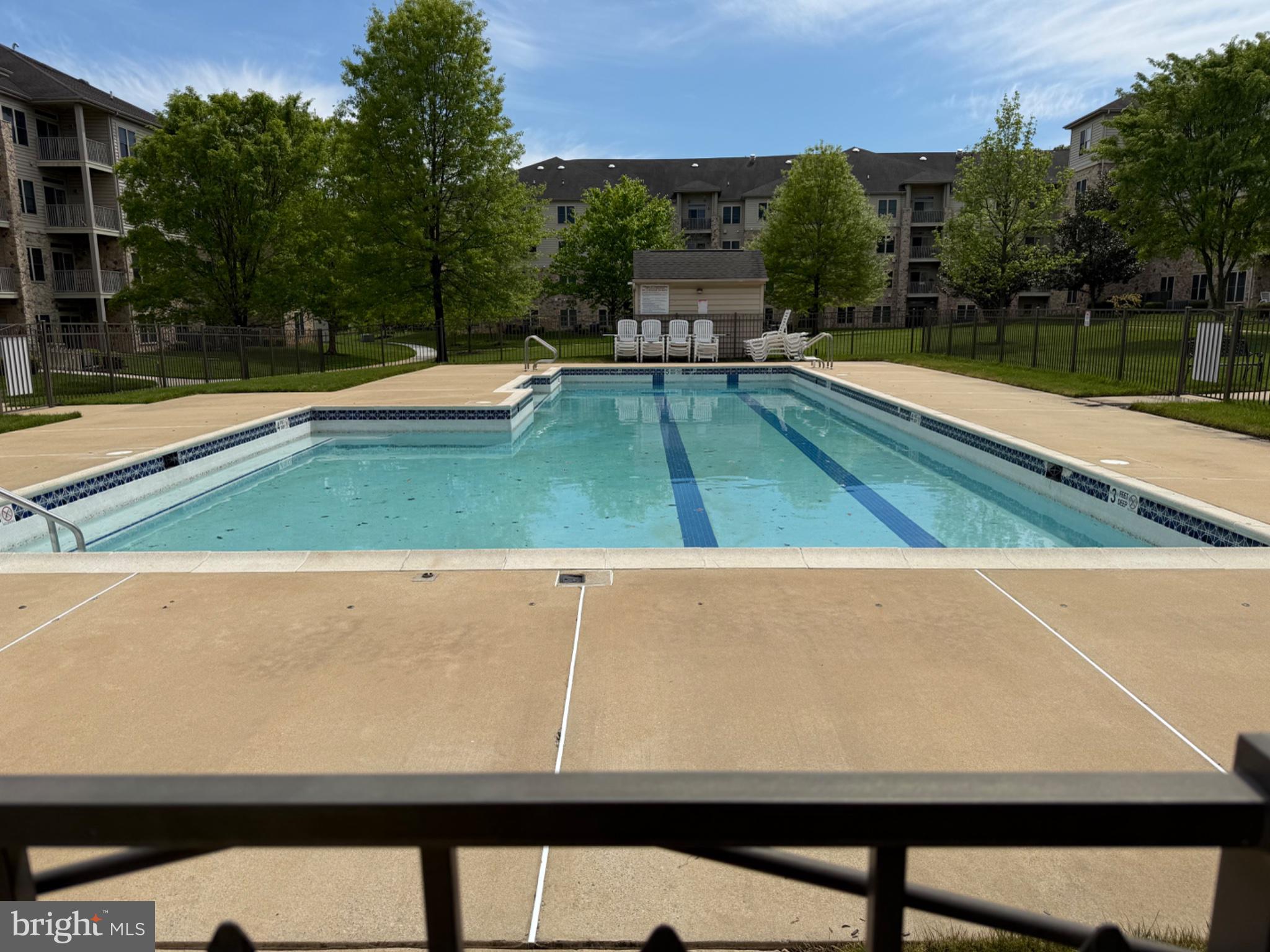 VILLAGE OF FOUNTAINVIEW - Residential