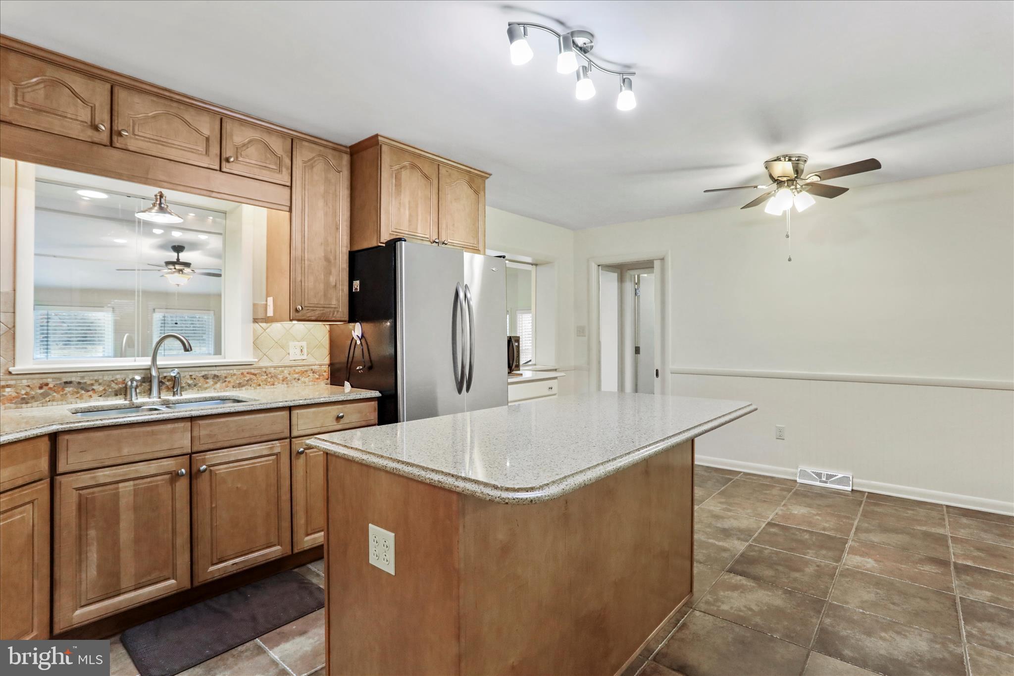 NORTH END - Residential