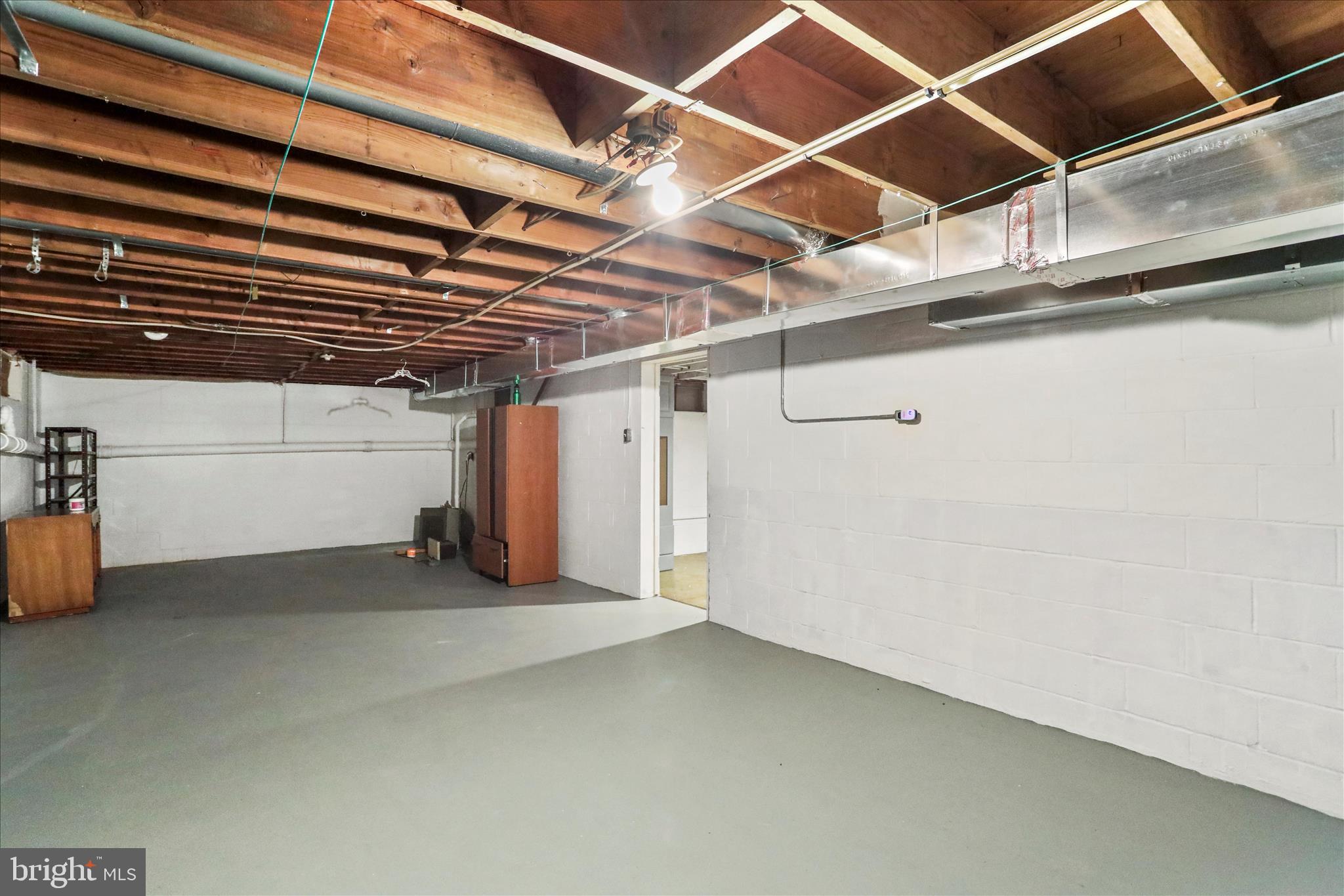 NORTH END - Residential