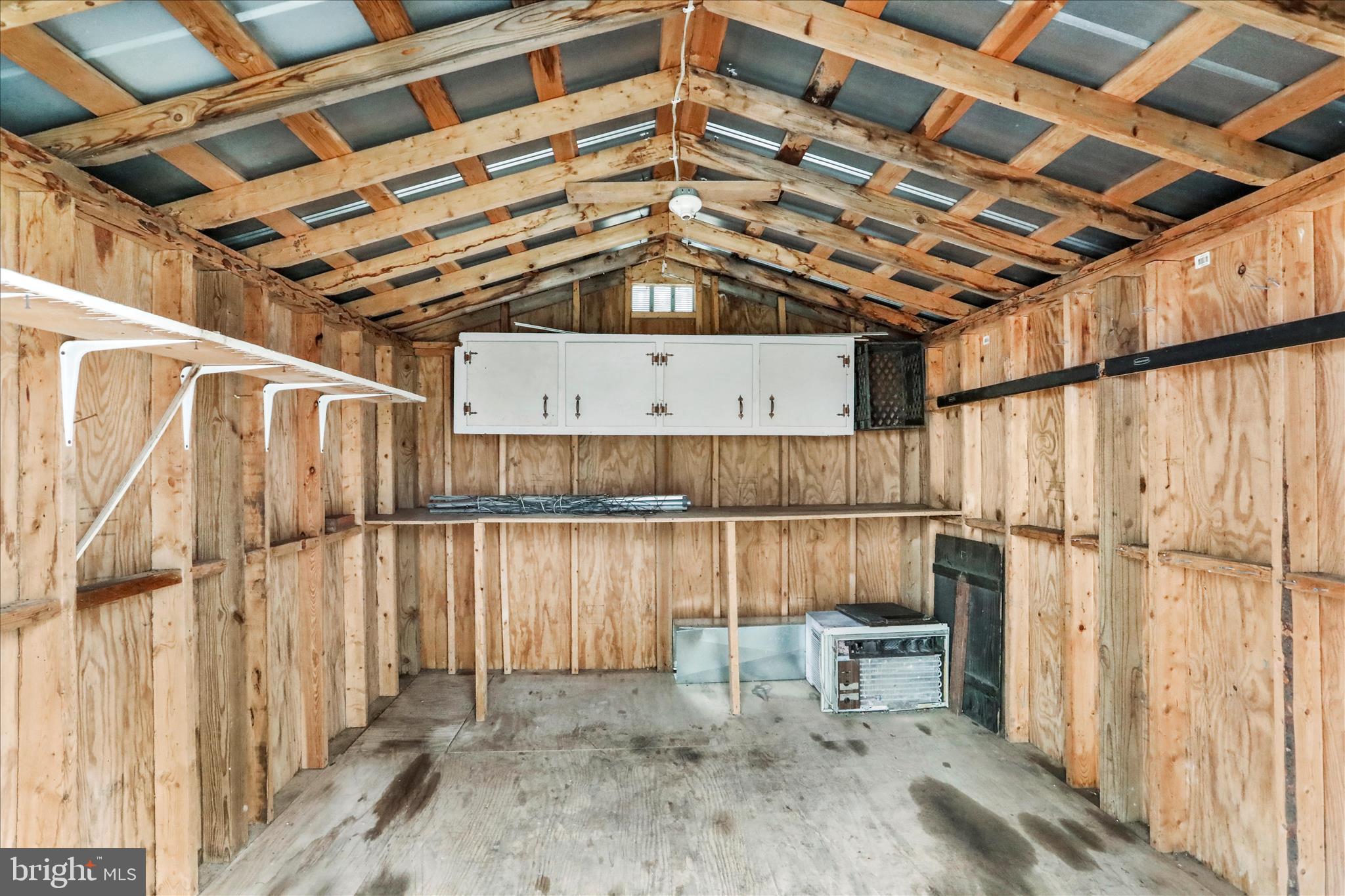 NORTH END - Residential