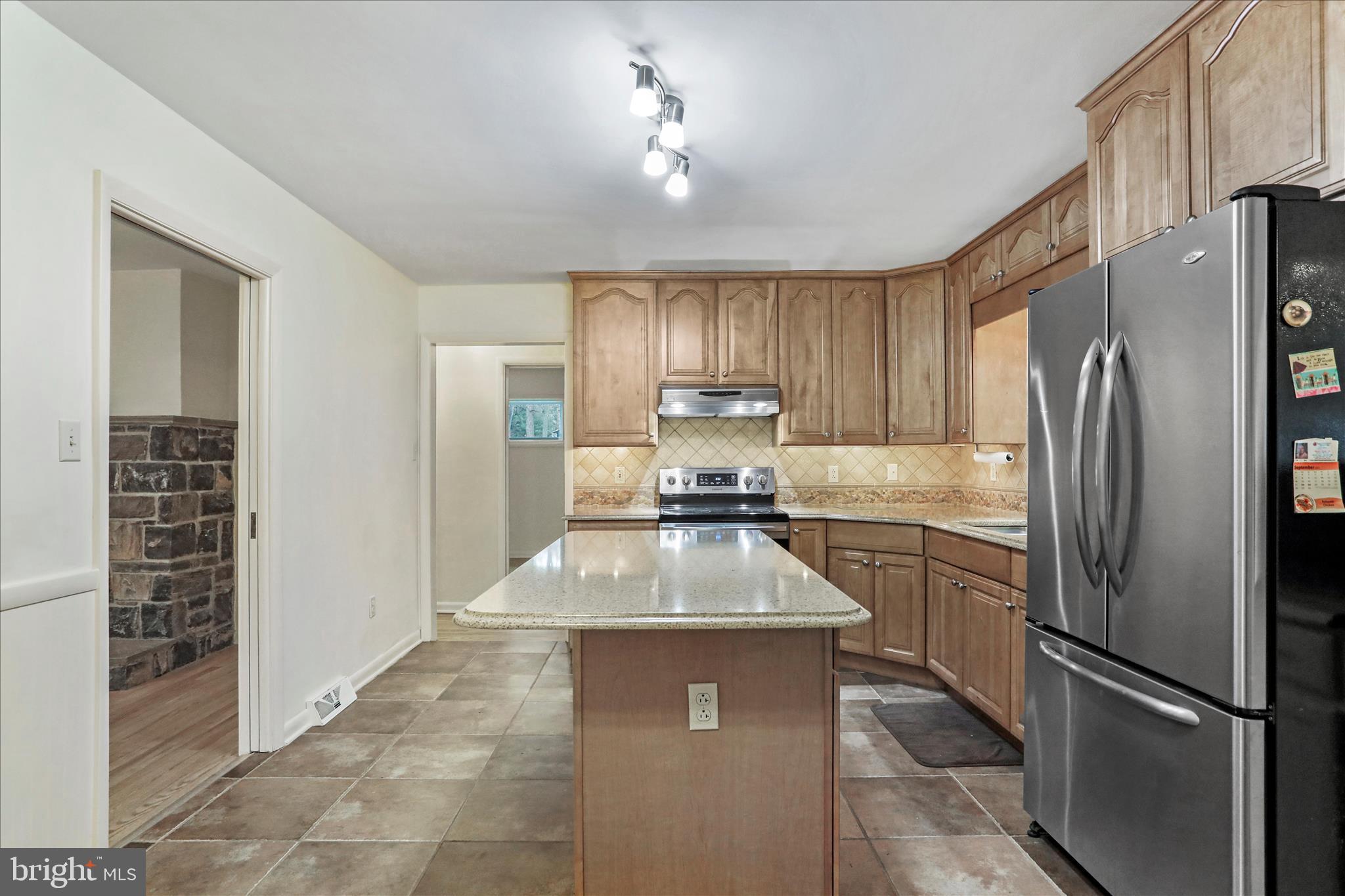 NORTH END - Residential