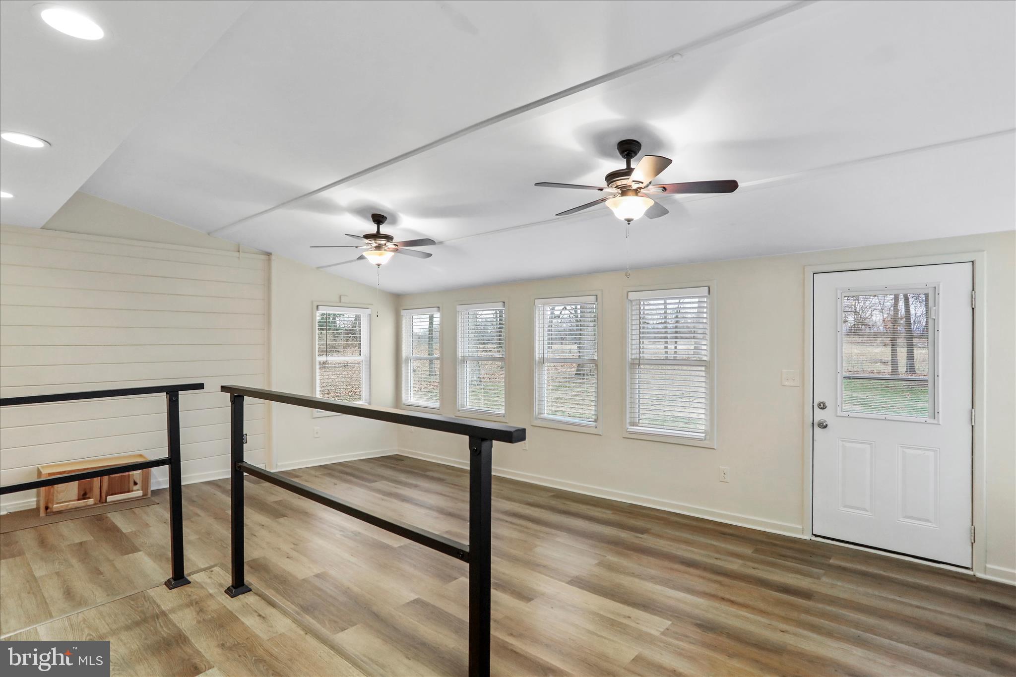 NORTH END - Residential