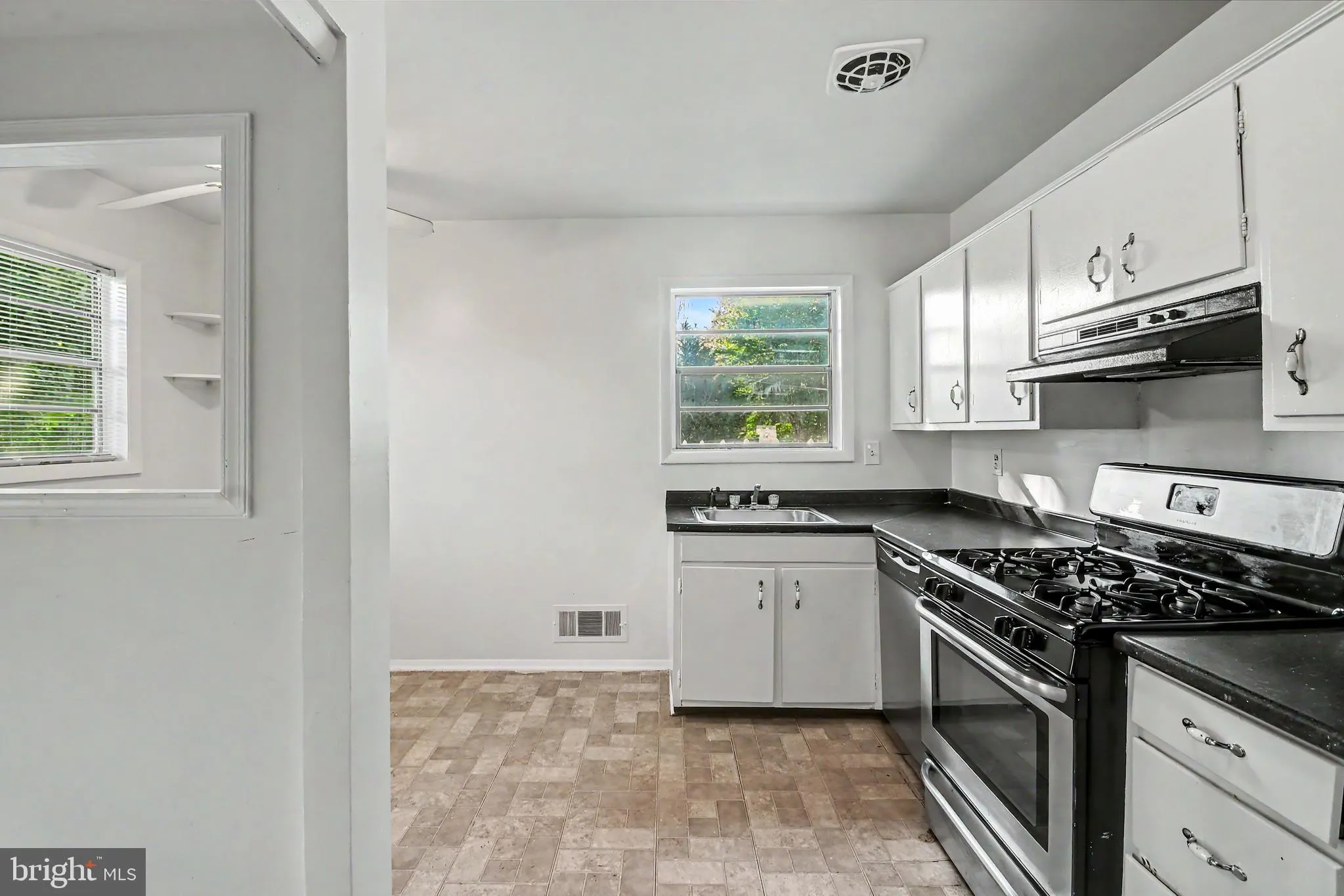 Additional image 45 of 3719 Brentford Road, Randallstown, MD 21133