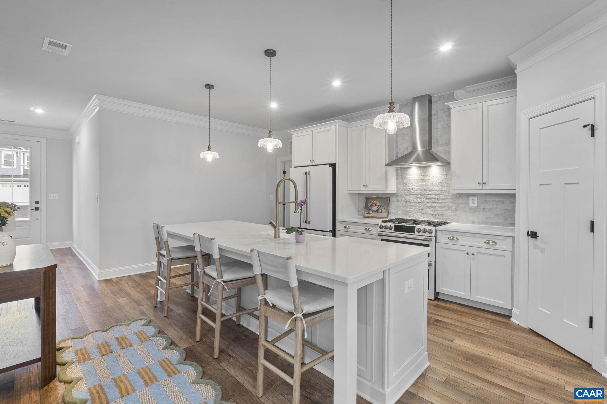 SPRING CREEK - Residential