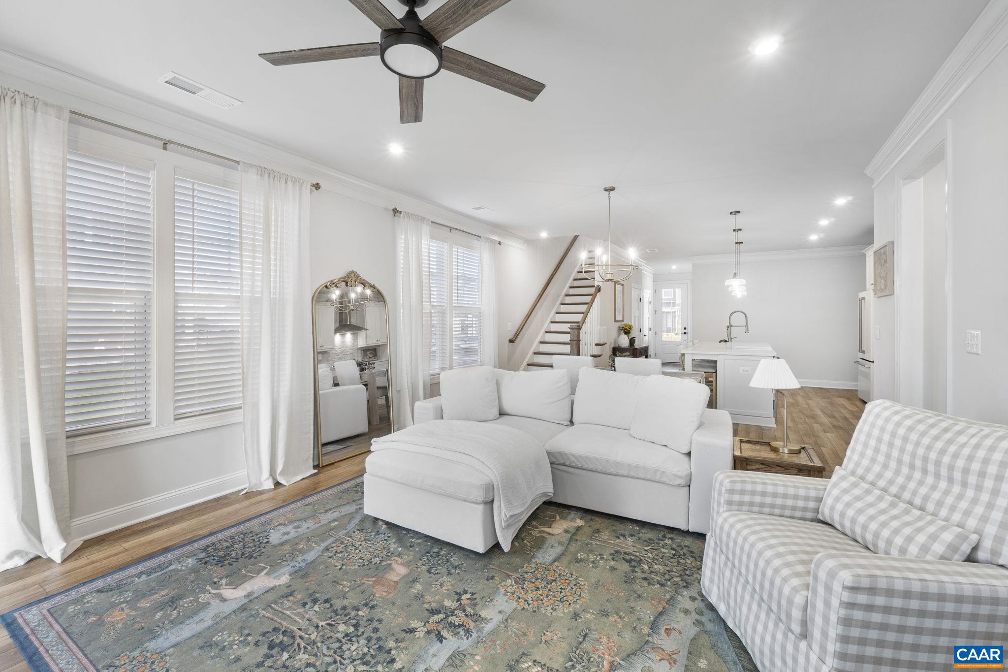 SPRING CREEK - Residential