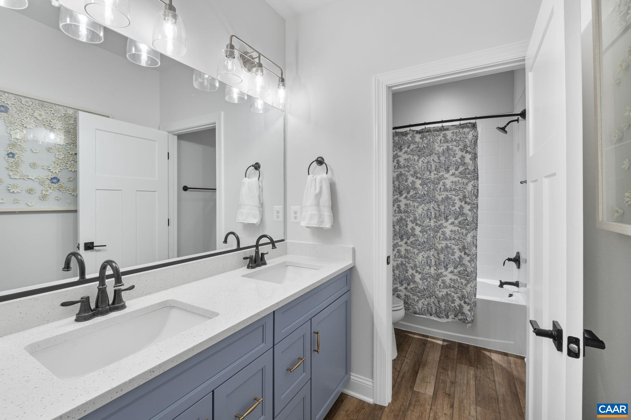 SPRING CREEK - Residential