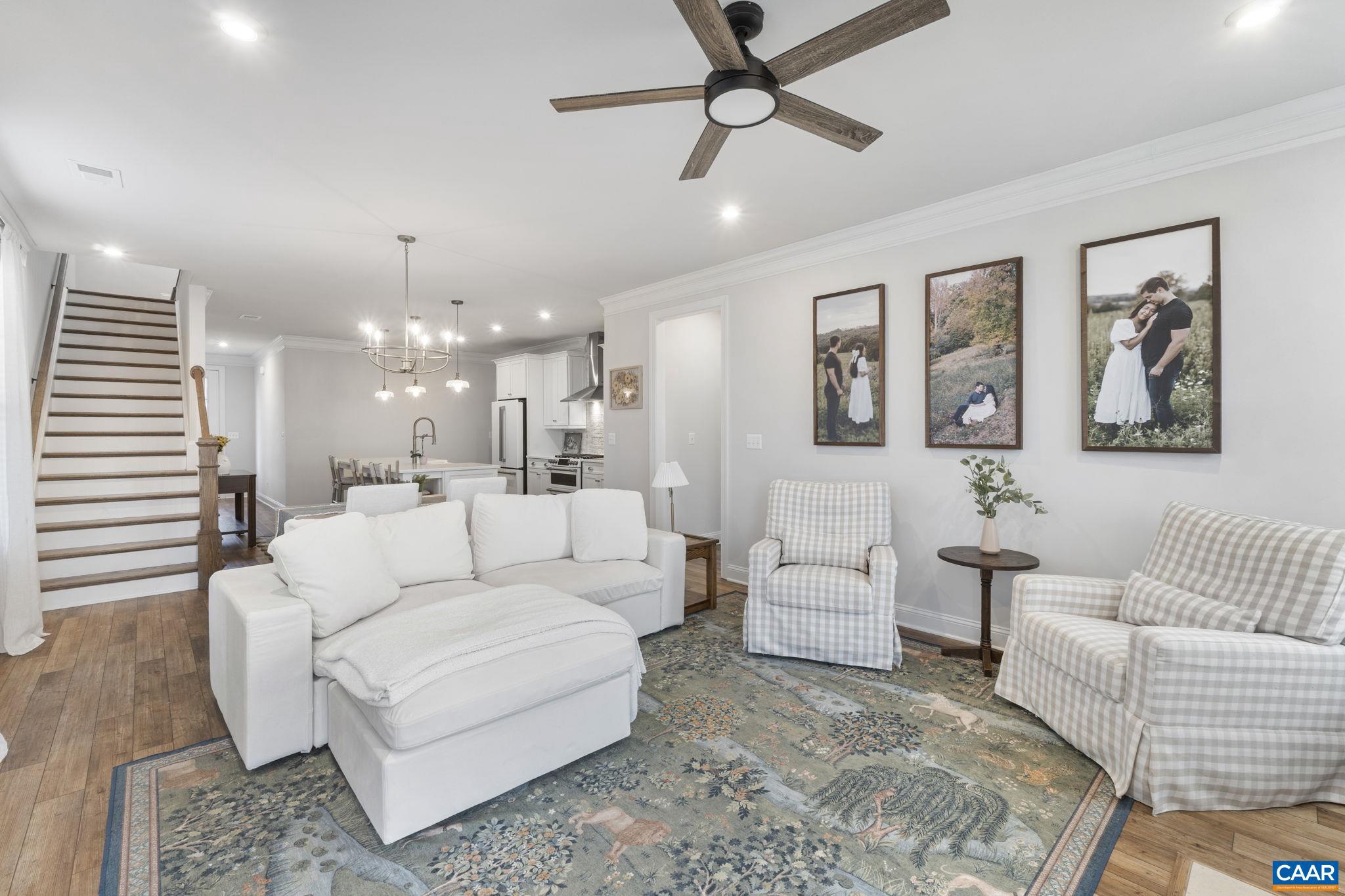 SPRING CREEK - Residential