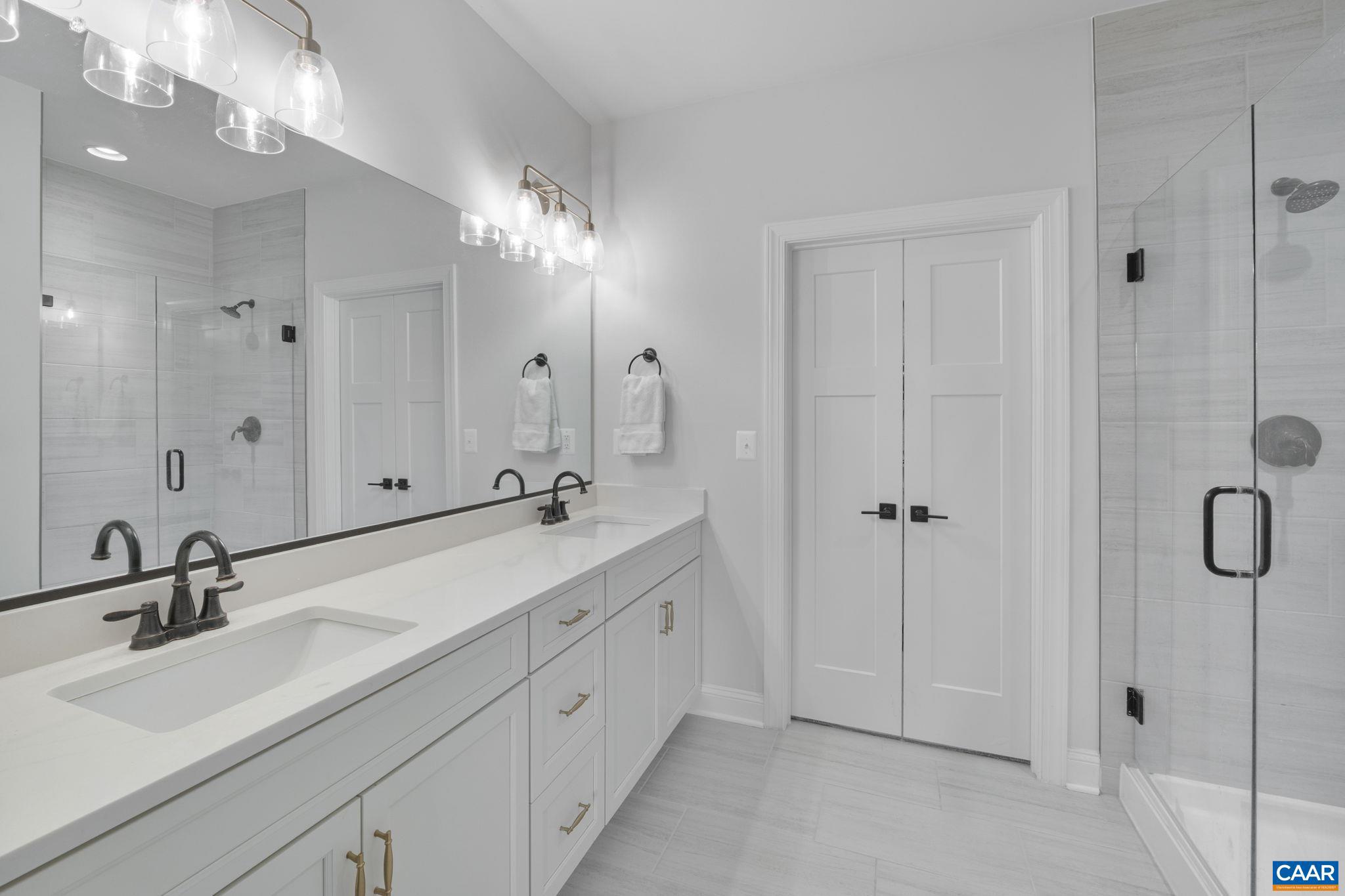 SPRING CREEK - Residential