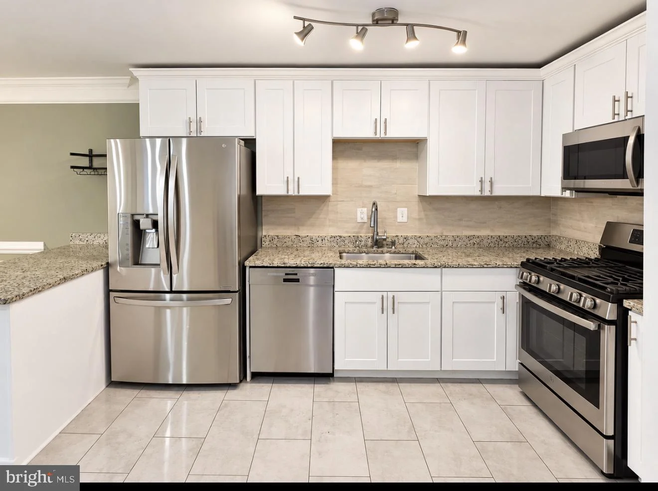 4409 Romlon Street Unit 104