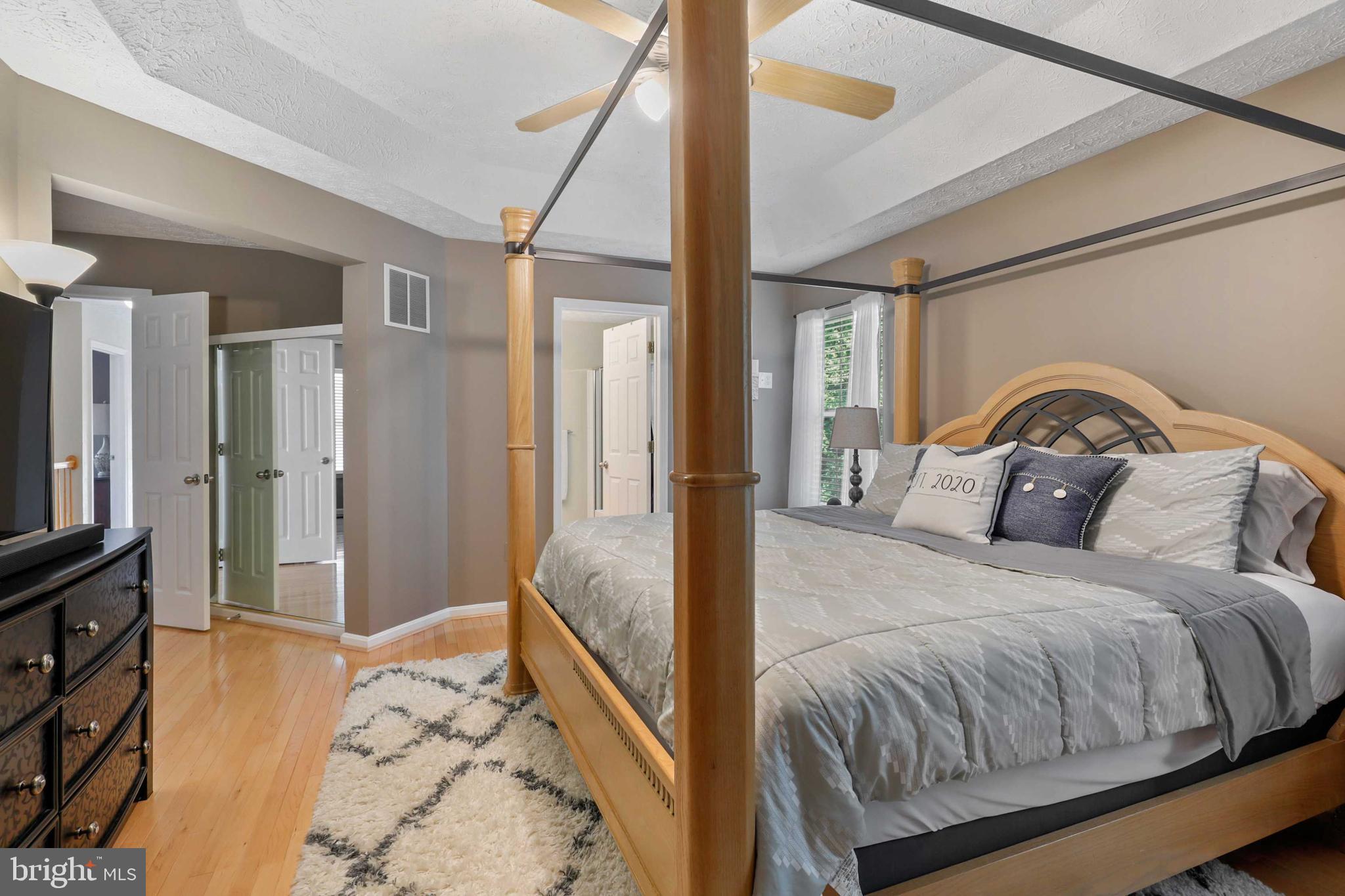 HARFORD TOWN - Residential