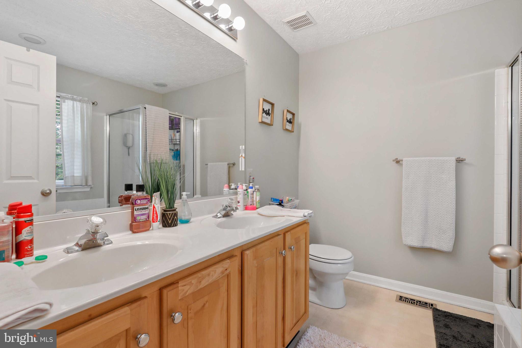 HARFORD TOWN - Residential