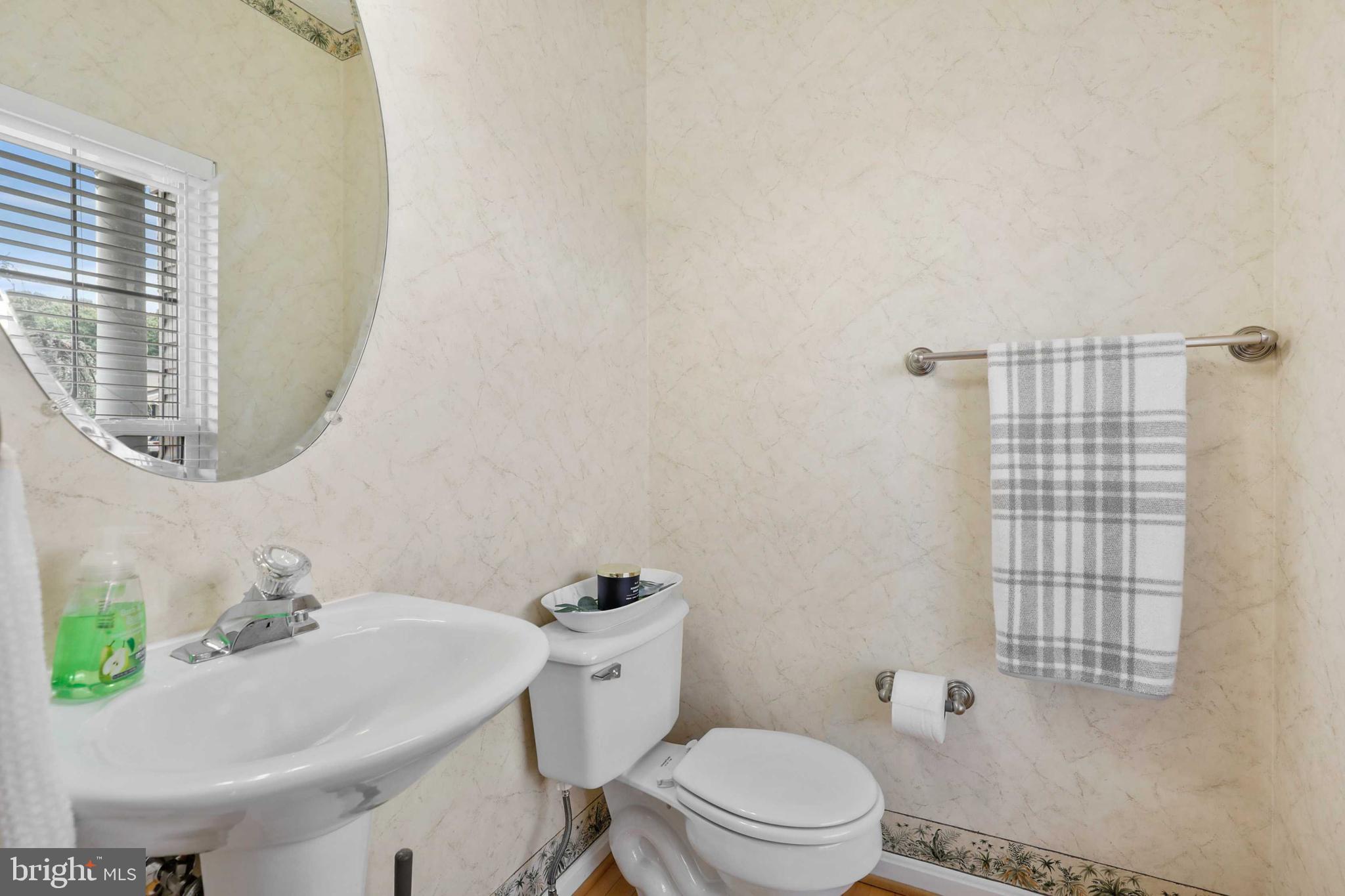 HARFORD TOWN - Residential