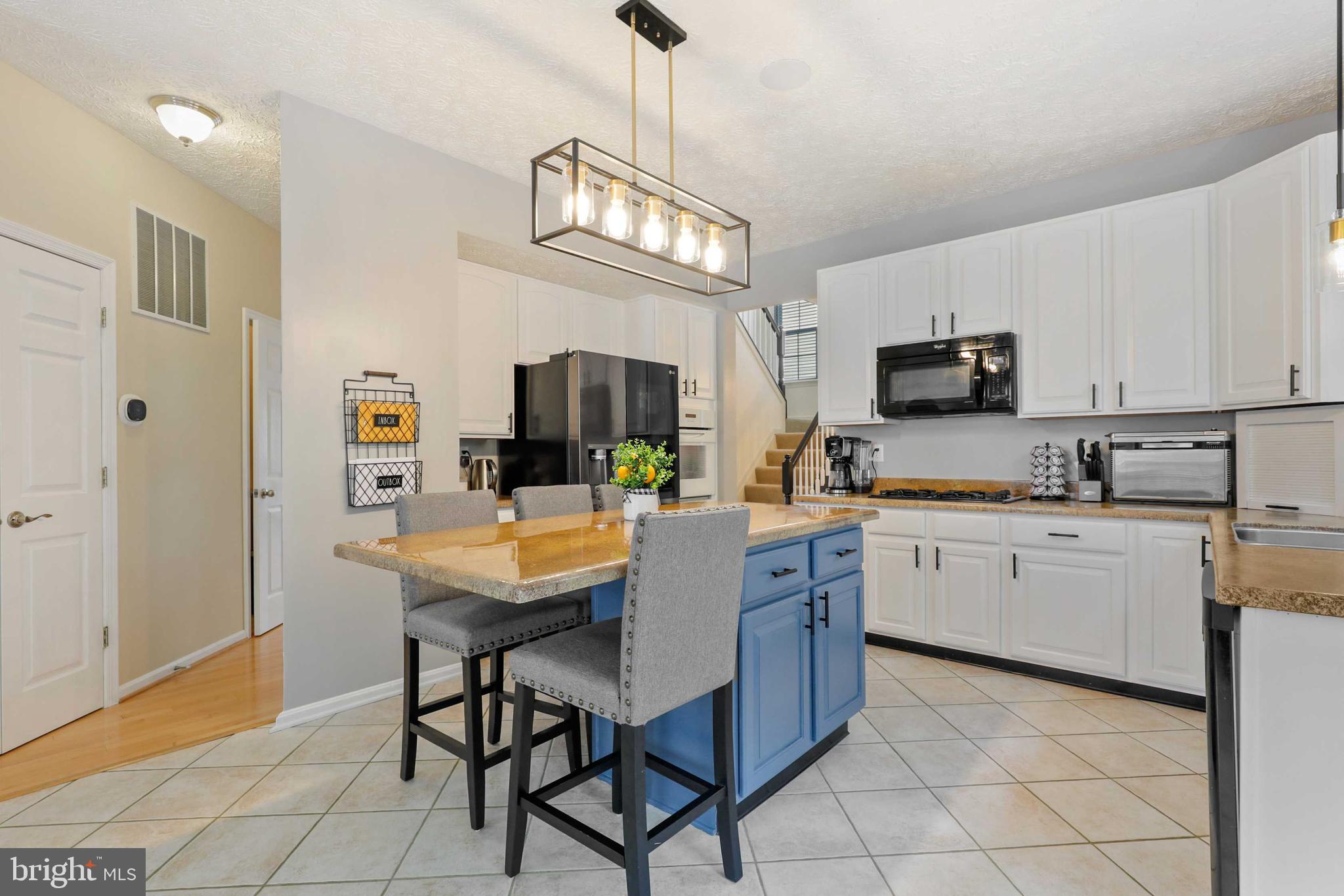 HARFORD TOWN - Residential