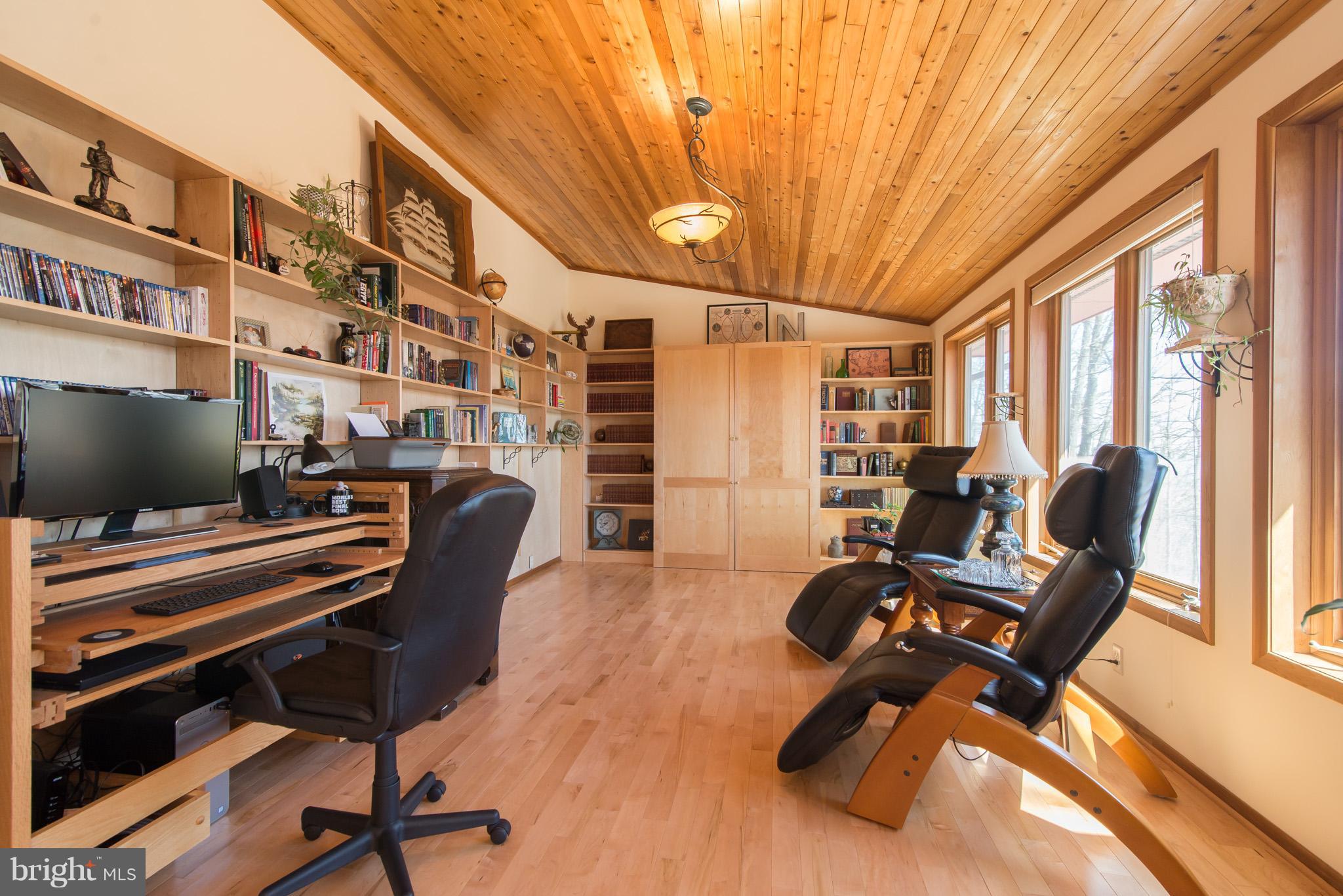 THE WOODS - Residential