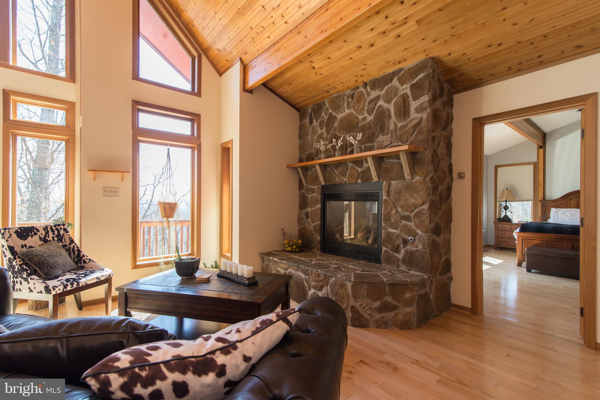 THE WOODS - Residential