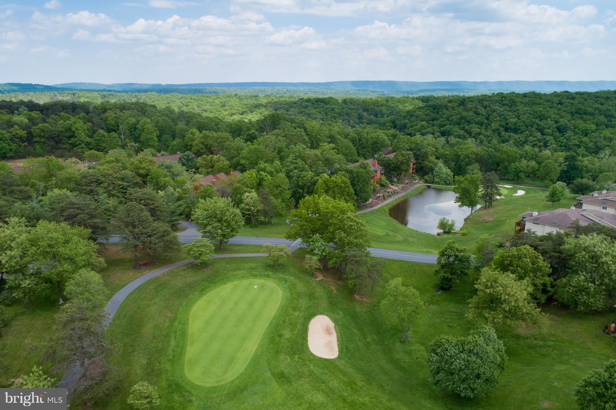 THE WOODS - Residential