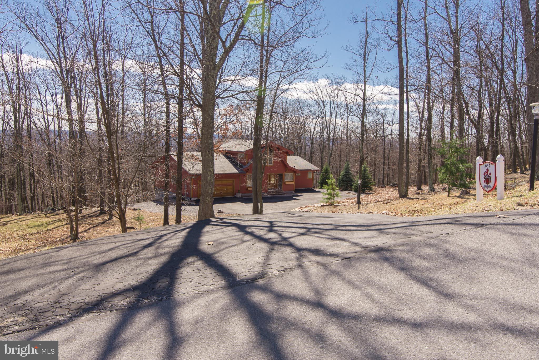 THE WOODS - Residential