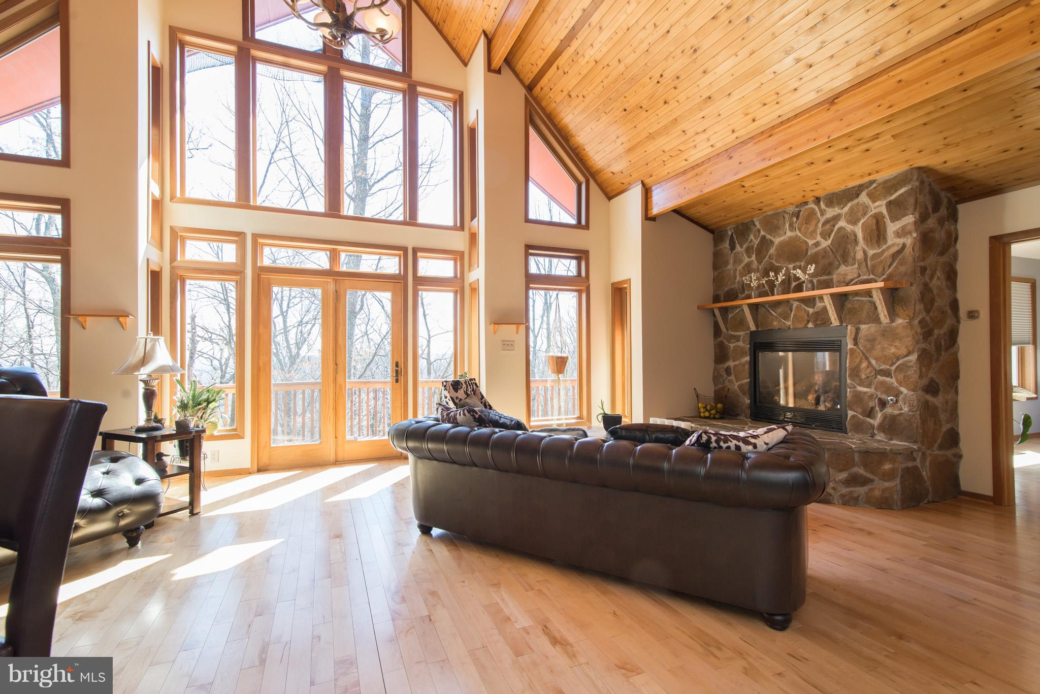 THE WOODS - Residential