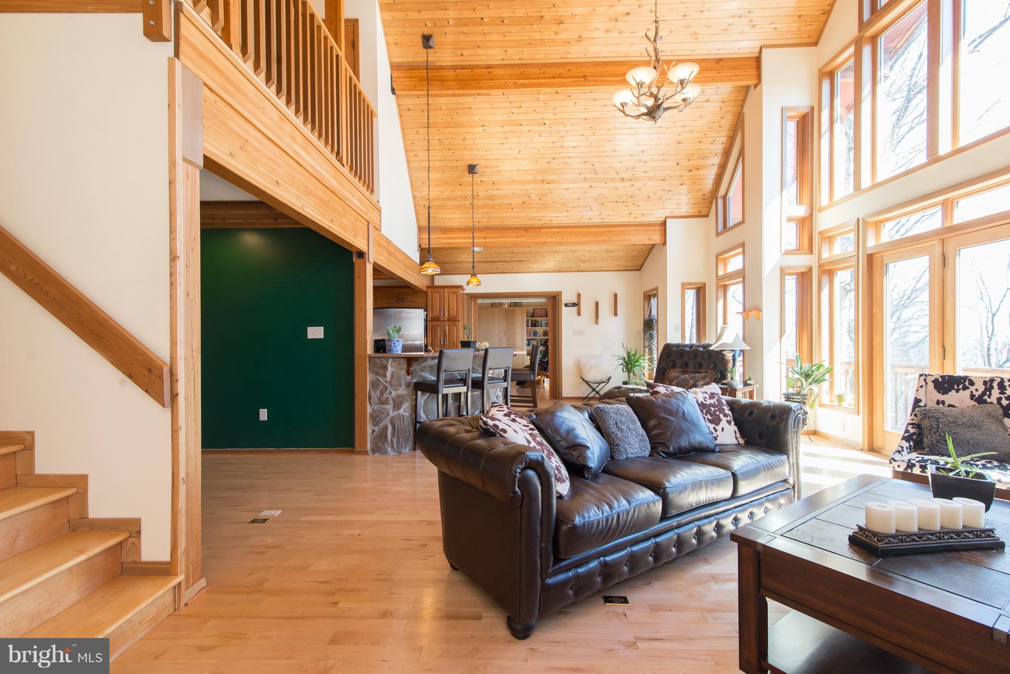 THE WOODS - Residential