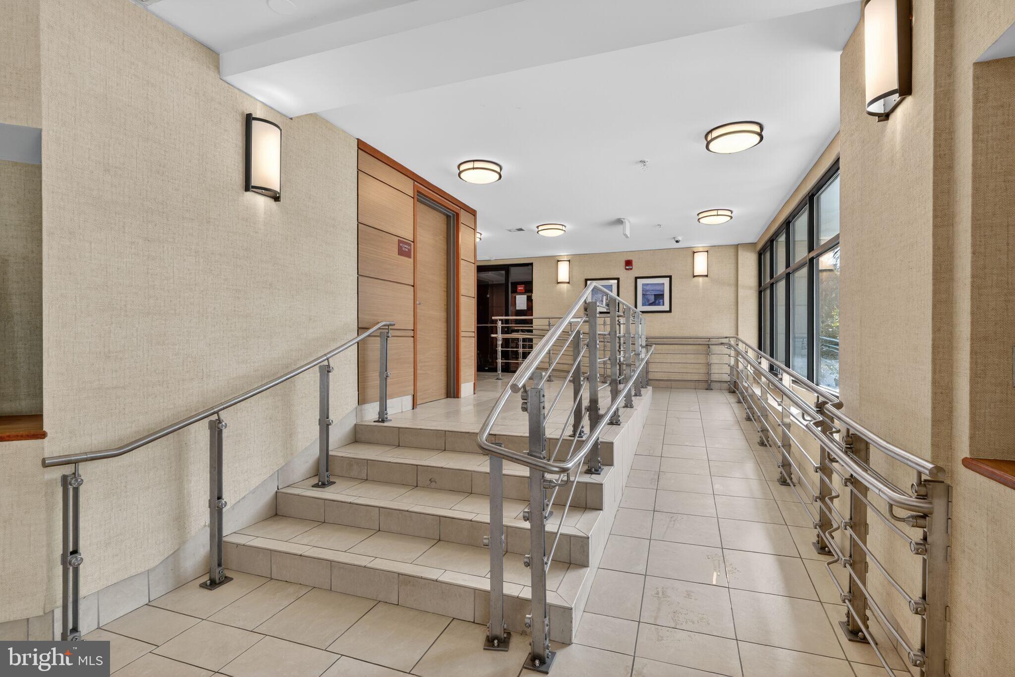 SILVER SPRING - Residential