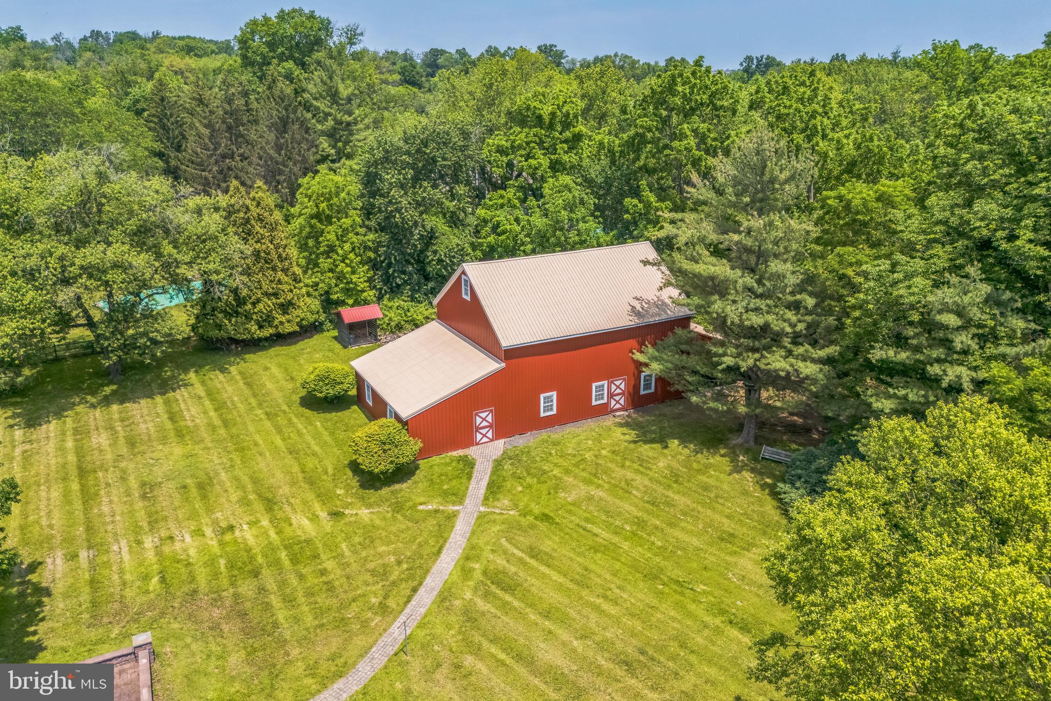GWYNEDD KNOLL - Residential