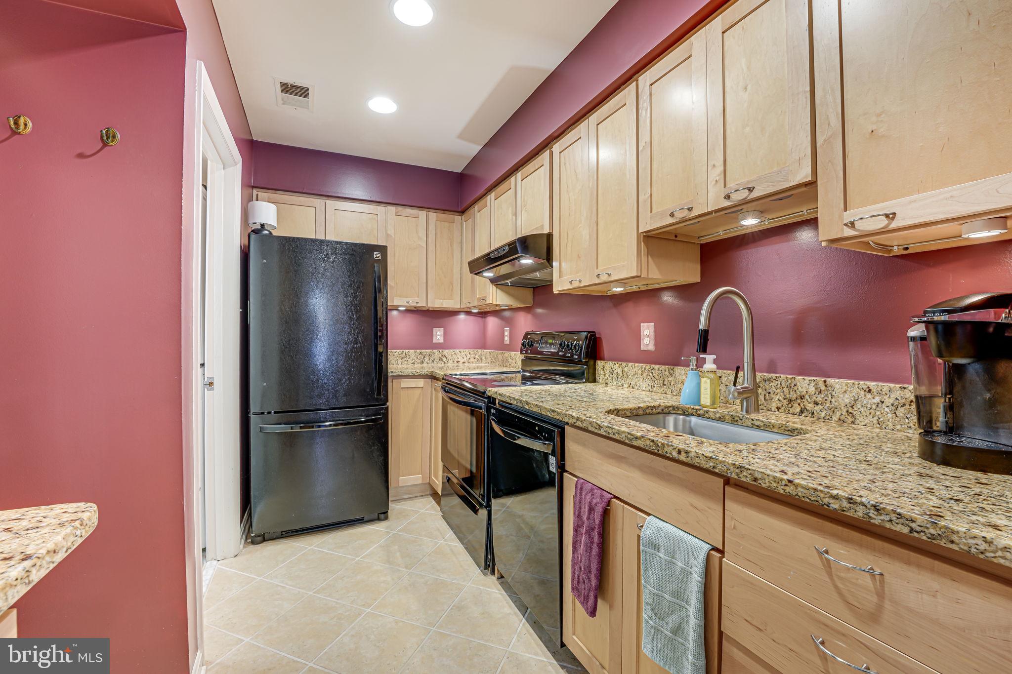 TERRACE TOWNE HOMES OF GUNSTON - Residential