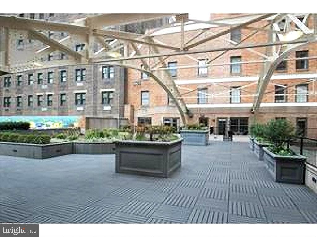 RITTENHOUSE SQUARE - Residential Lease