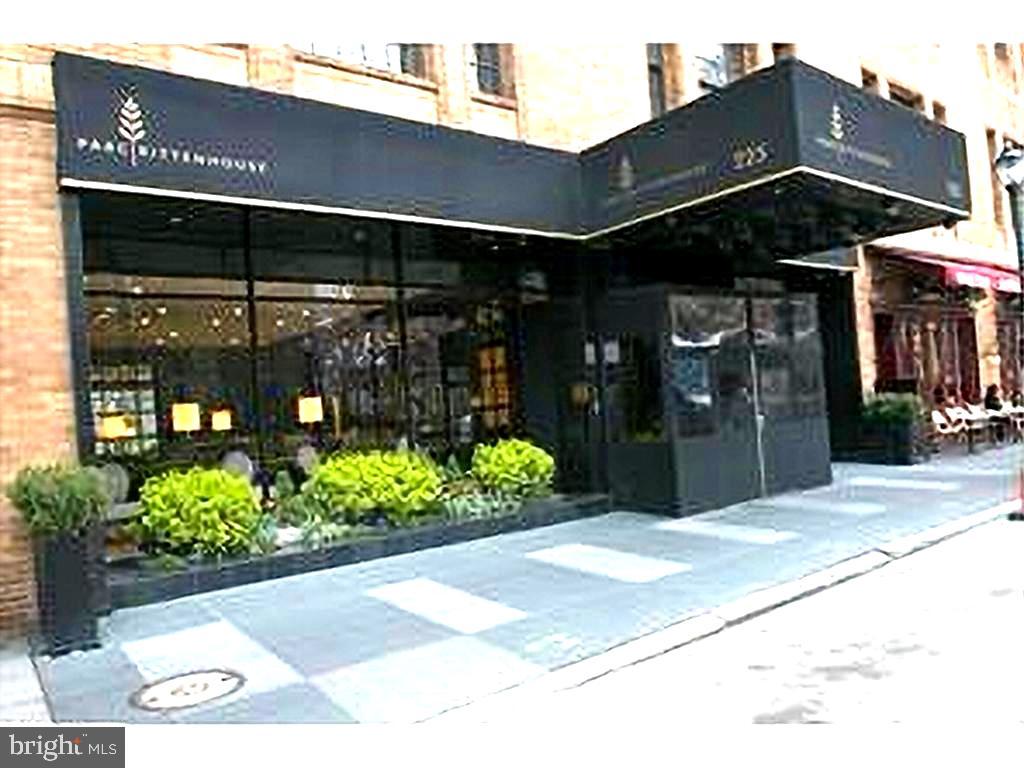 RITTENHOUSE SQUARE - Residential Lease