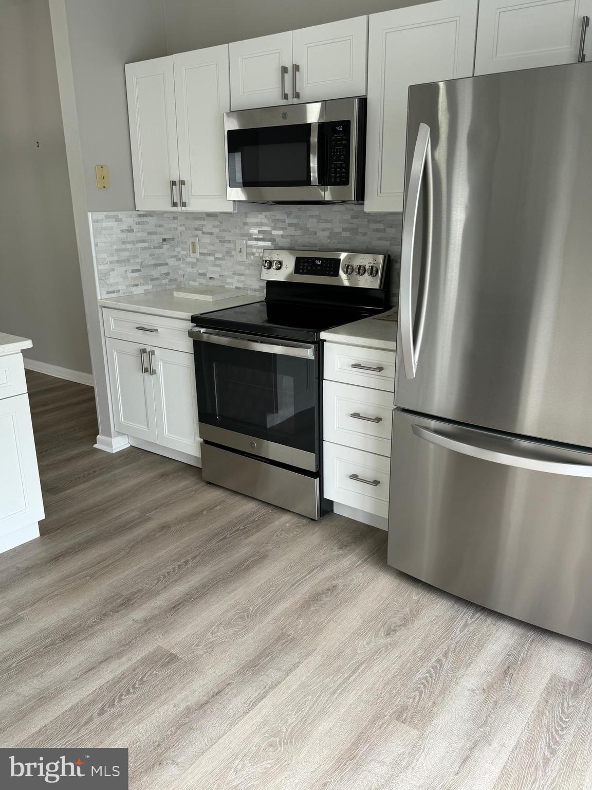 ASHBURN VILLAGE - Residential Lease