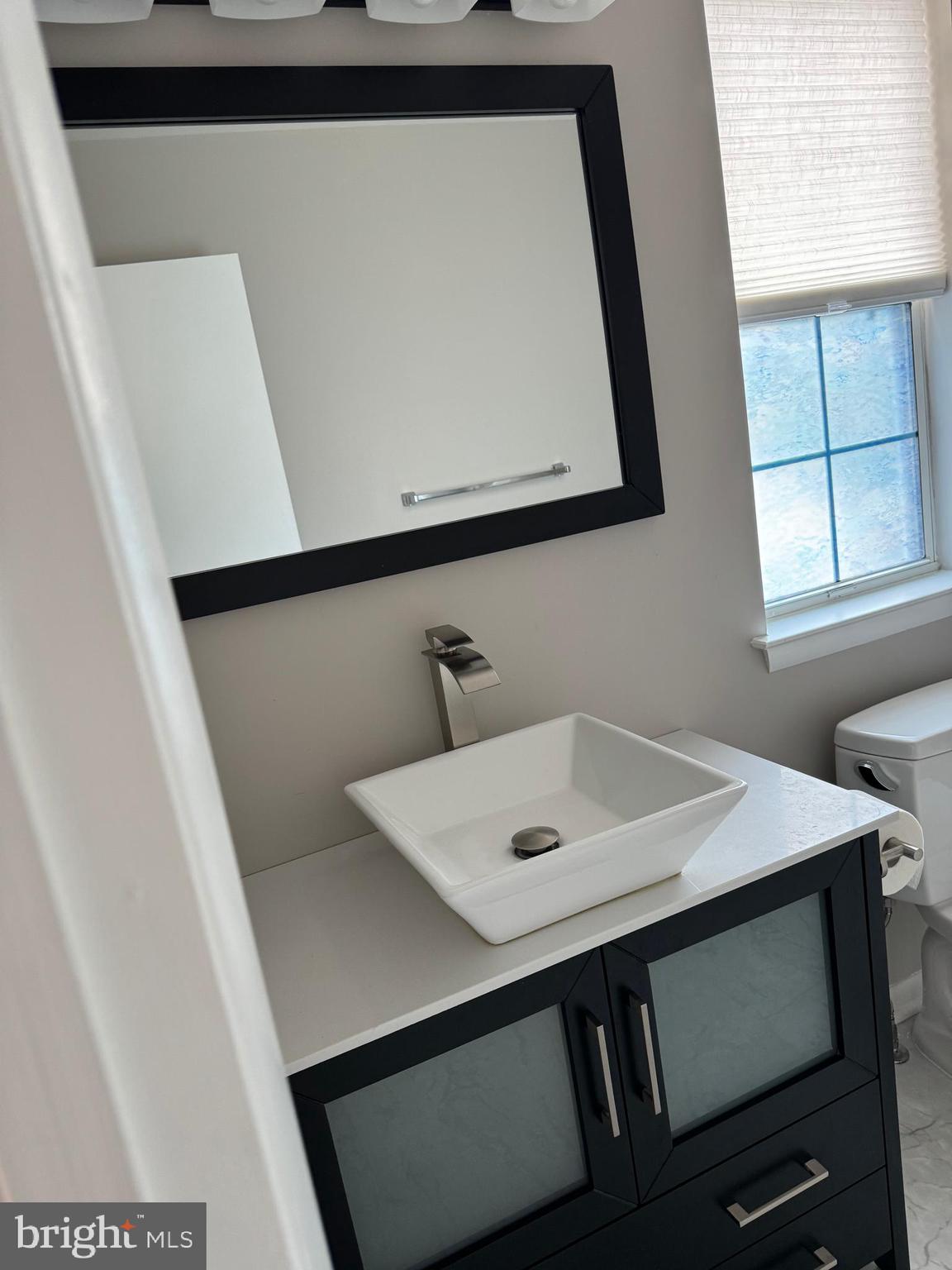 ASHBURN VILLAGE - Residential Lease