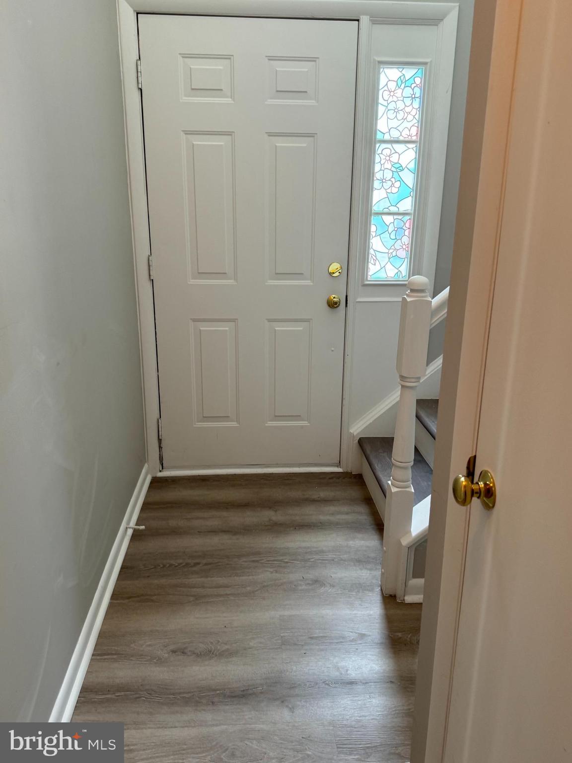 ASHBURN VILLAGE - Residential Lease