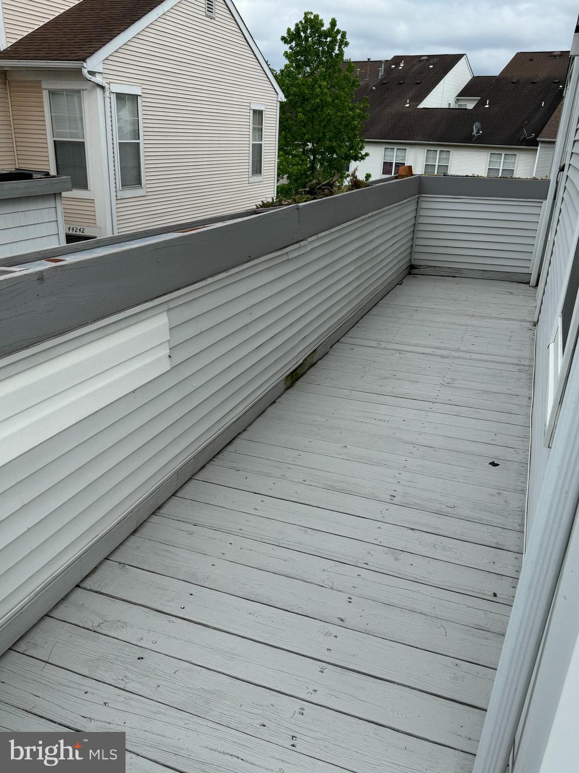 ASHBURN VILLAGE - Residential Lease