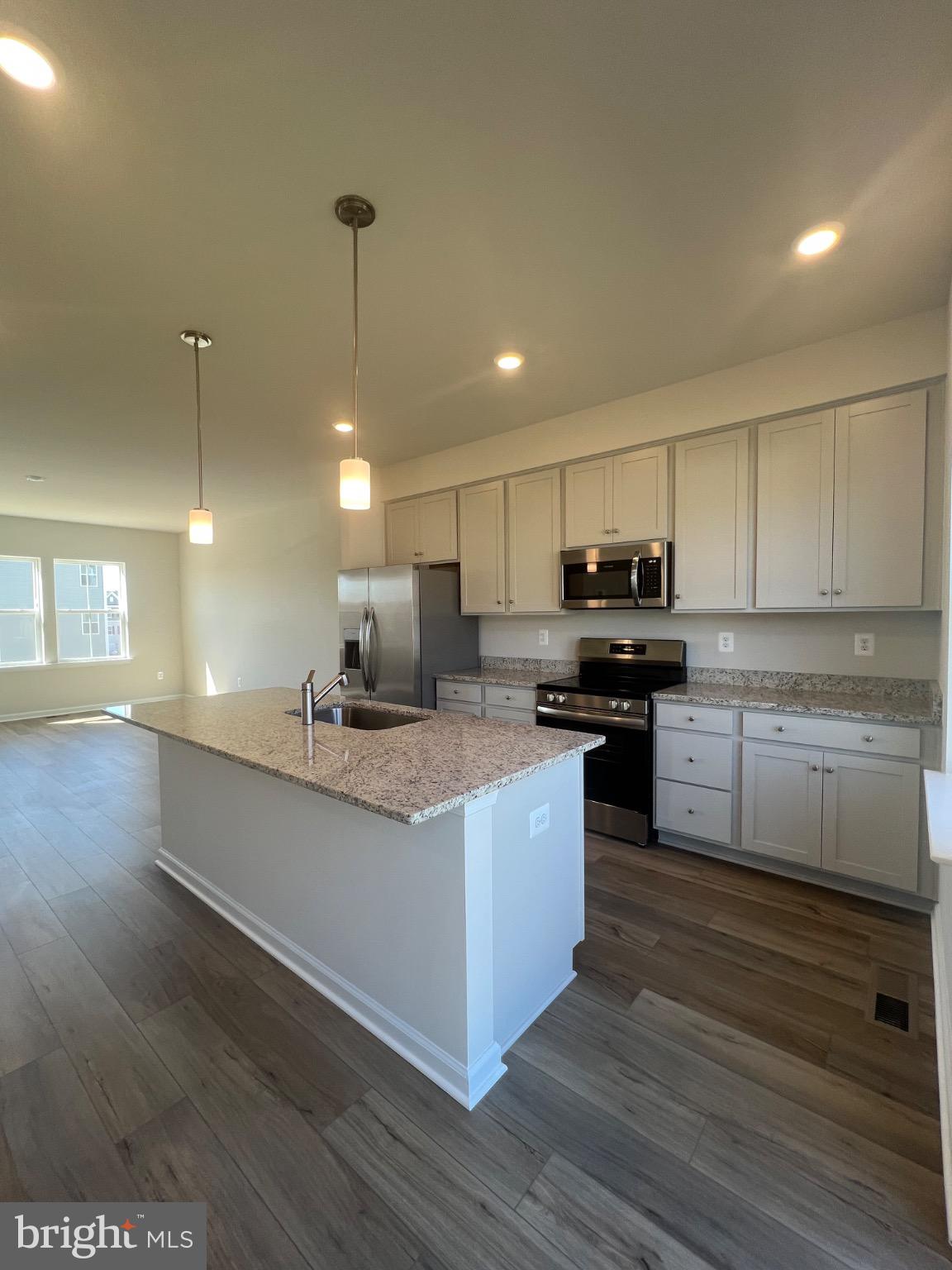 THE GALLERY - Residential Lease