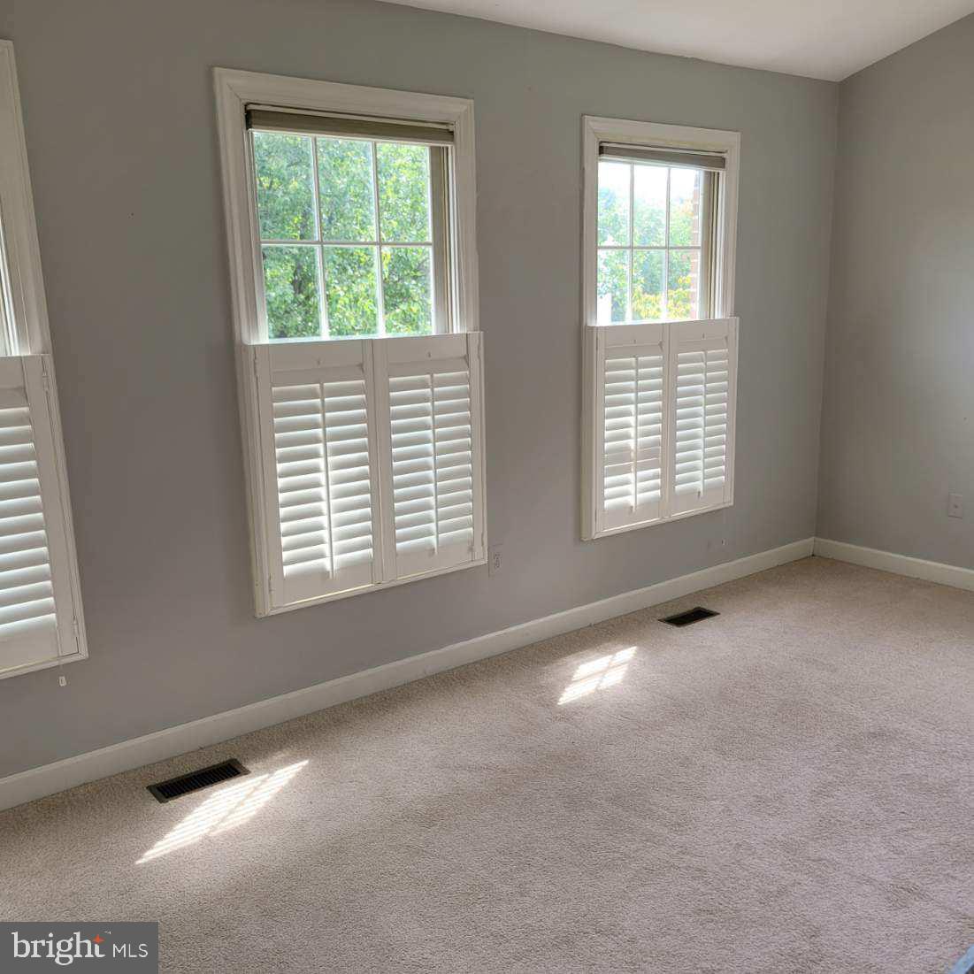 TEMPLE HILLS - Residential Lease