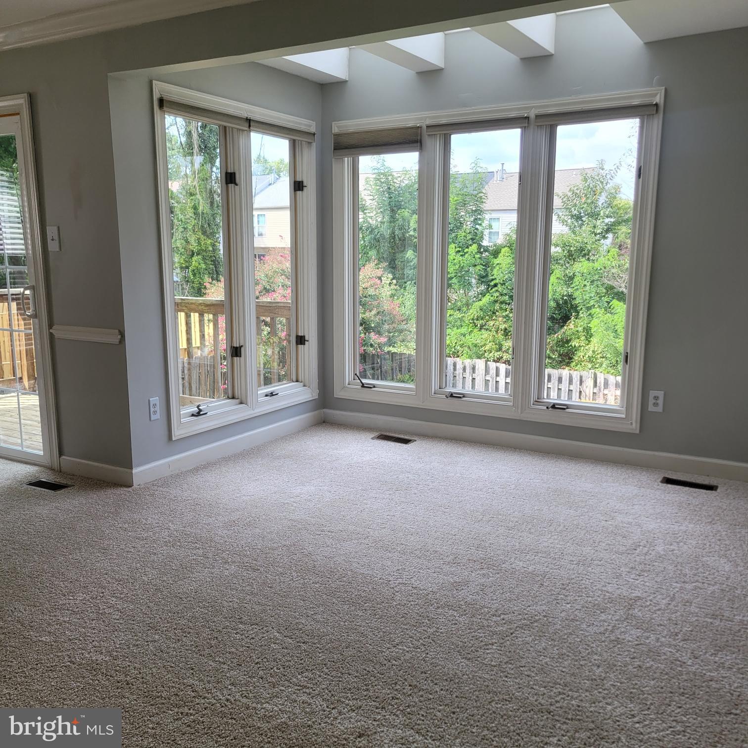 TEMPLE HILLS - Residential Lease