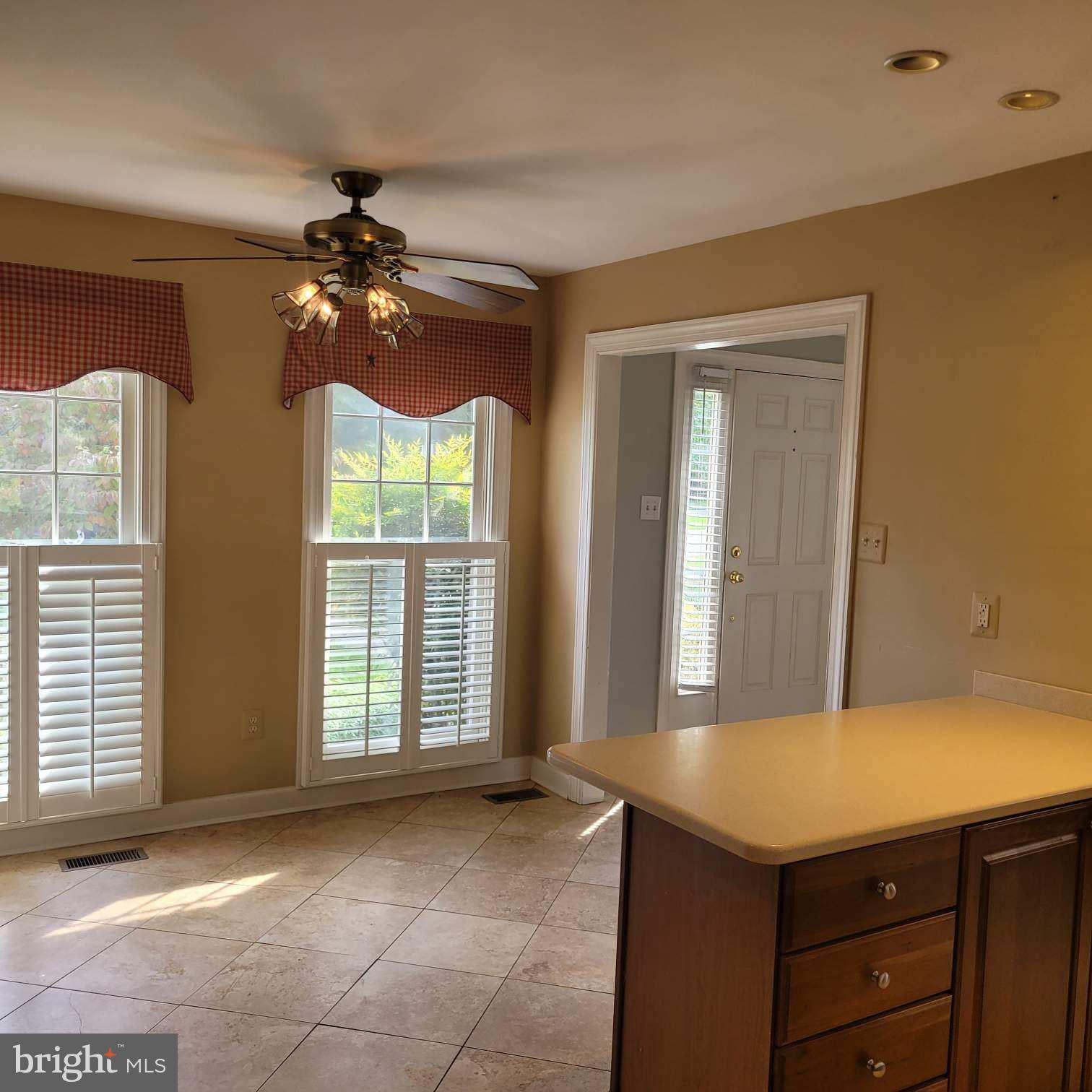 TEMPLE HILLS - Residential Lease