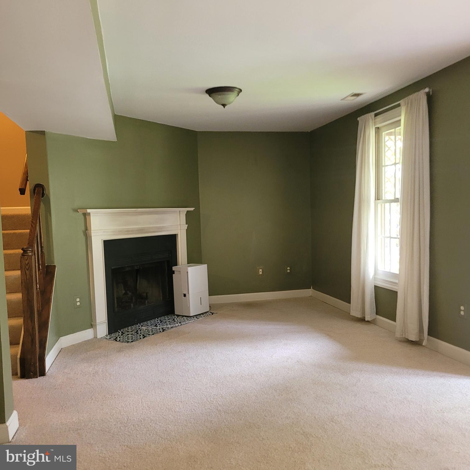 TEMPLE HILLS - Residential Lease