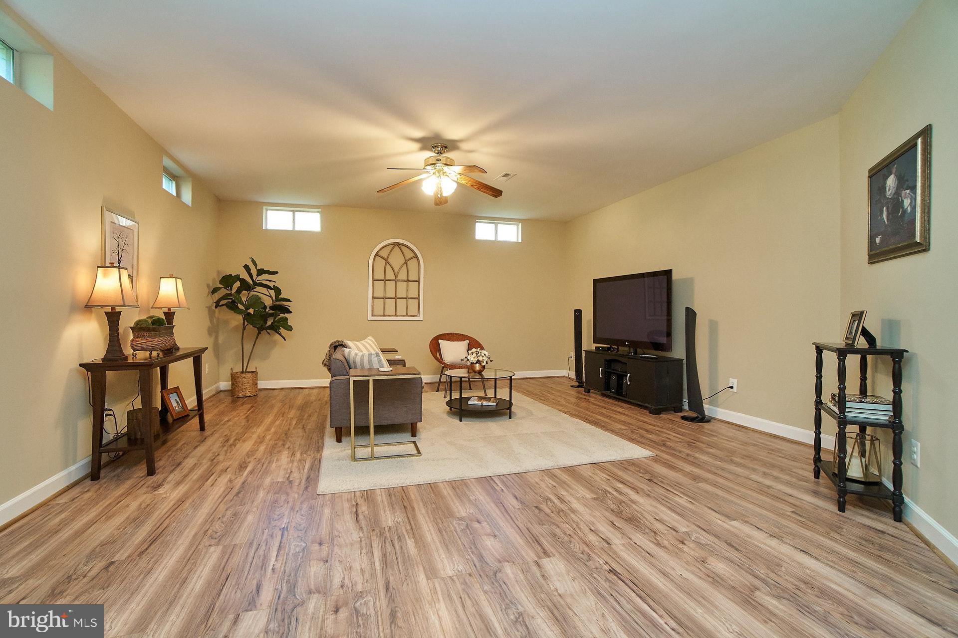 HERITAGE FARMS - Residential