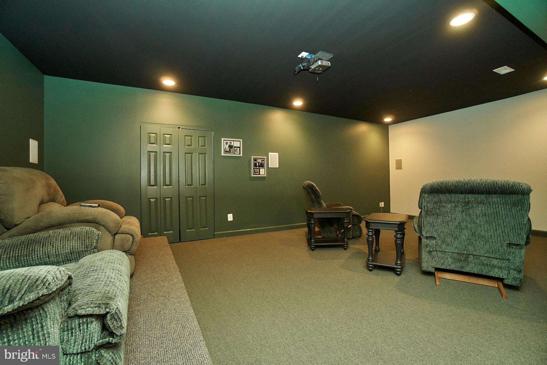 HERITAGE FARMS - Residential