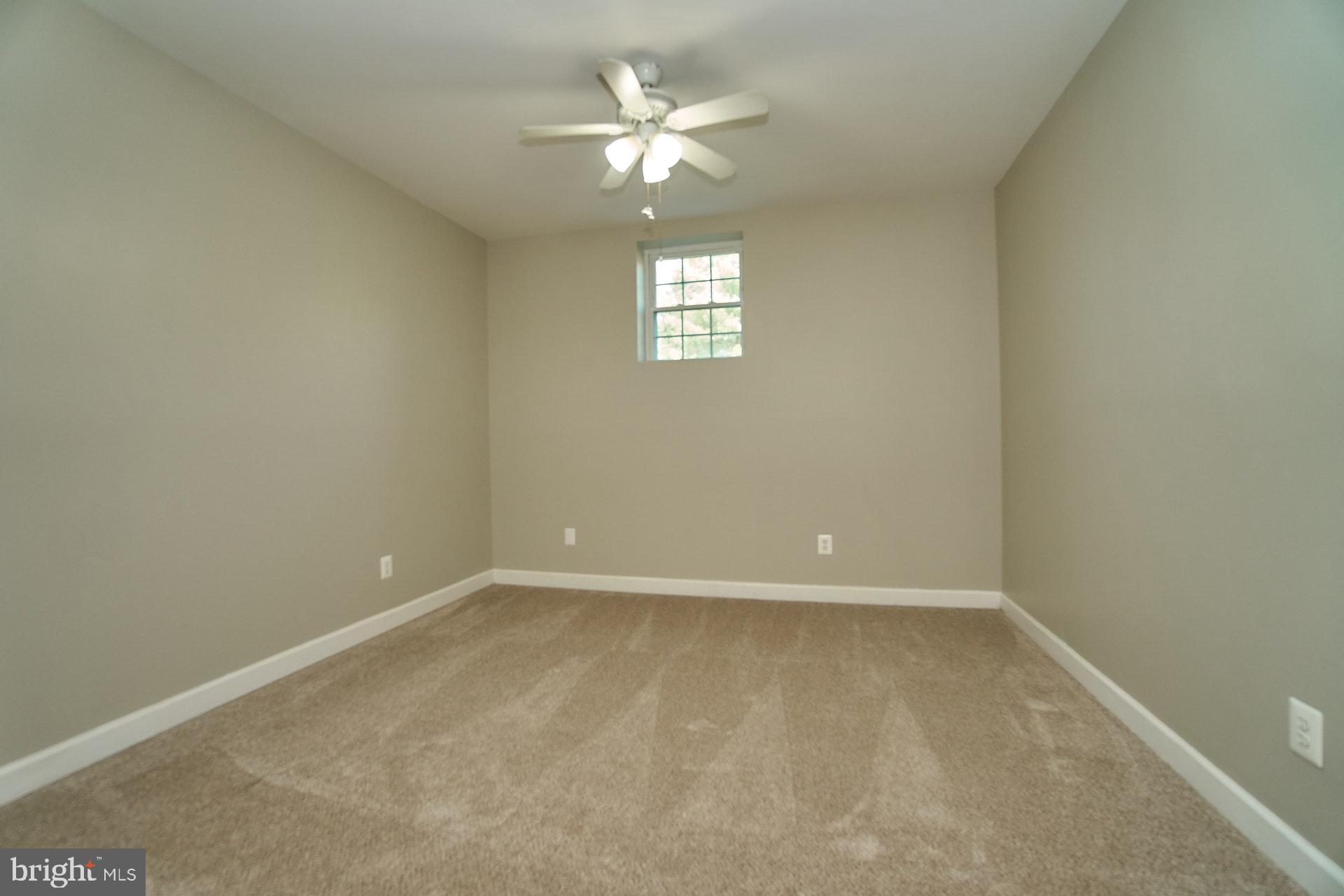 HERITAGE FARMS - Residential