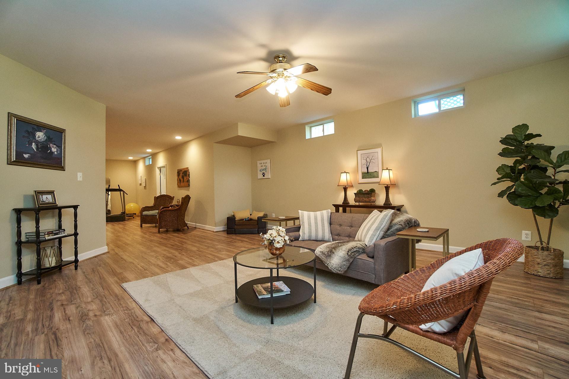 HERITAGE FARMS - Residential