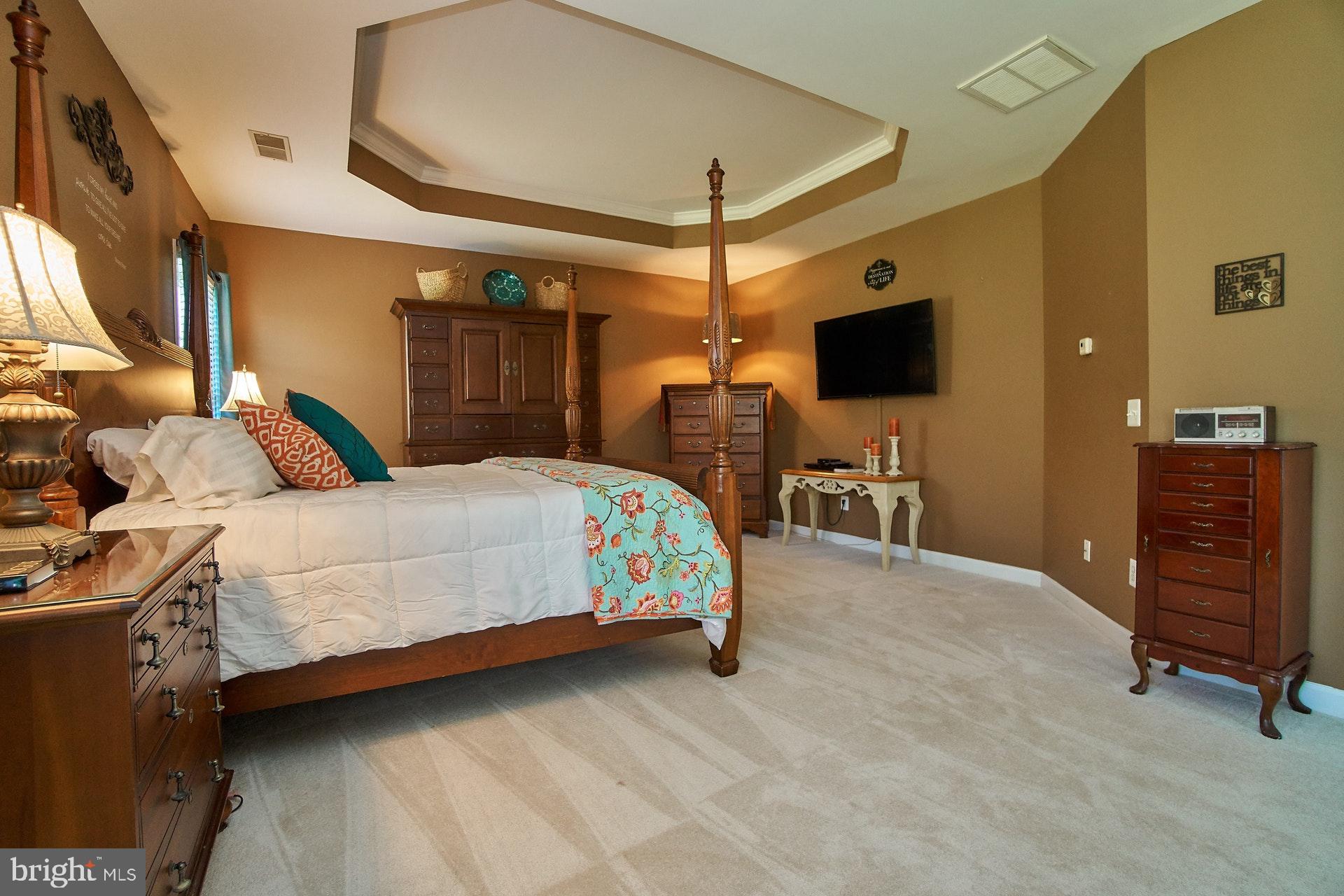 HERITAGE FARMS - Residential