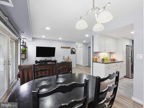 5250 VALLEY FORGE DRIVE 109 ALEXANDRIA VA 22304