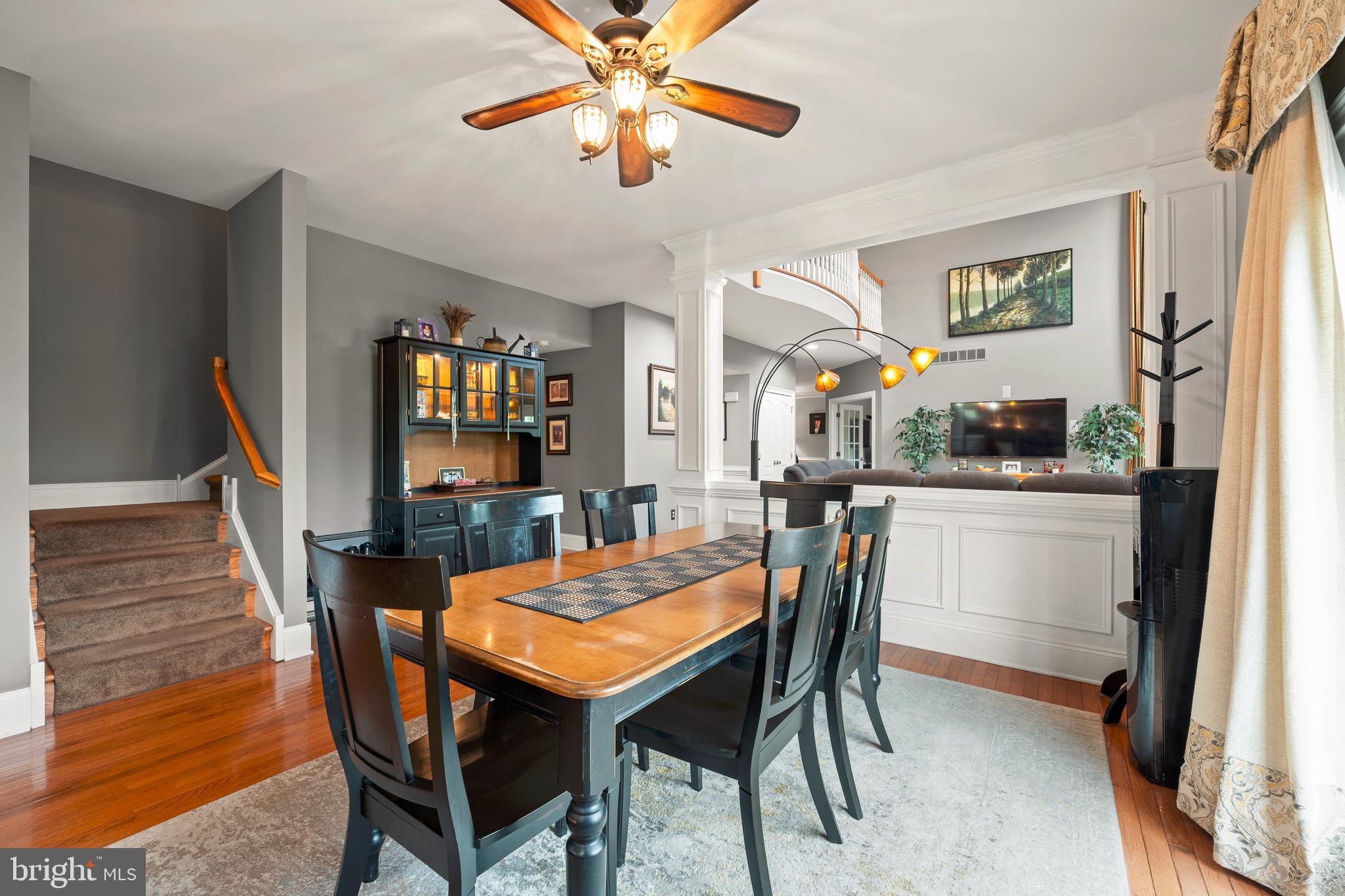 HILLTOWN - Residential