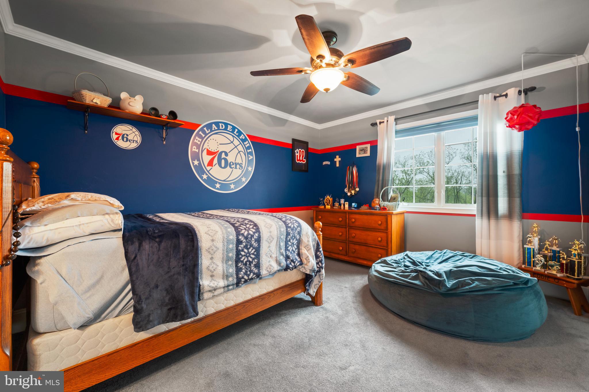 HILLTOWN - Residential