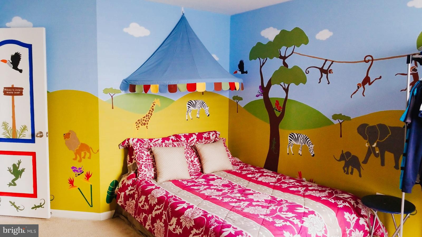 LAKELAND PLACE - Residential Lease