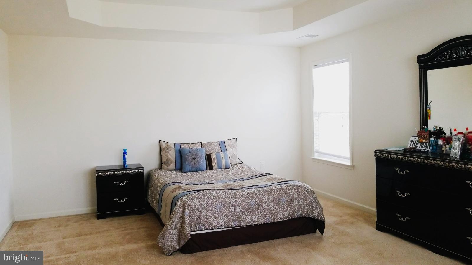 LAKELAND PLACE - Residential Lease